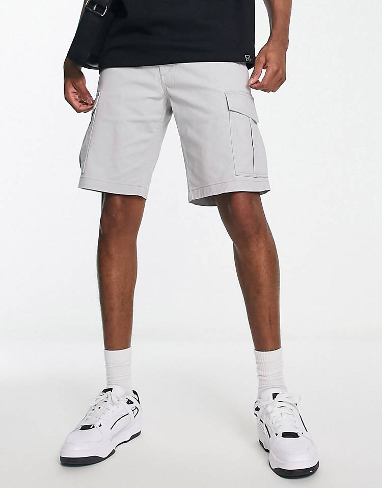 Jack & Jones Intelligence cargo shorts in light gray